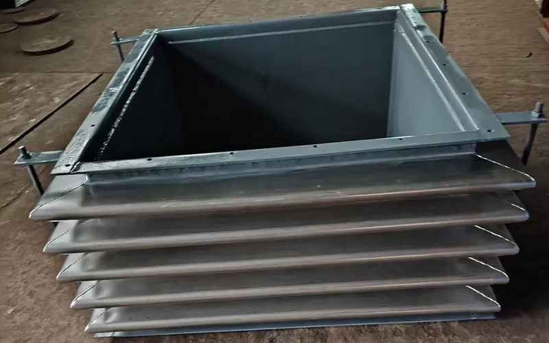 Прямоугольный квадратный компенсатор (2)