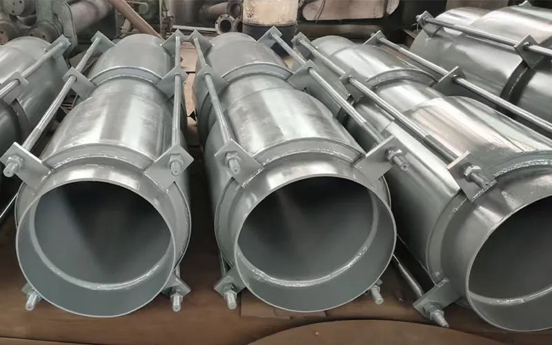 Бестяговый сальниковый компенсатор (4)