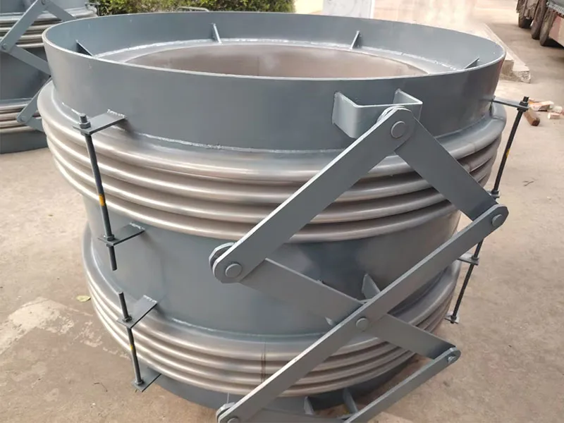 Высокотемпературный шарнирный компенсатор (4)