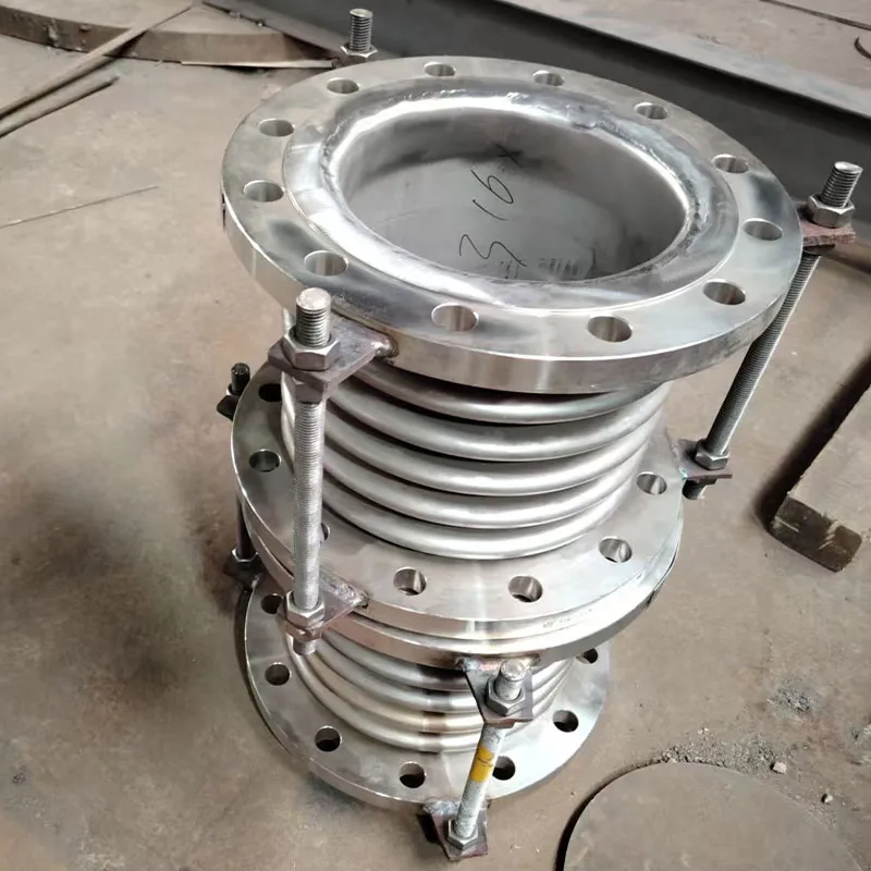 Фланцевый металлический сильфонный компенсатор (2)